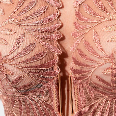 Body Aubade Sensory Illusion 5 Body Aubade Sensory Illusion – Image 3