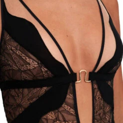 Body String En Dentelle Chantelle X Spark -Sous Vêtement Soldes body chantelle x spark noir 3
