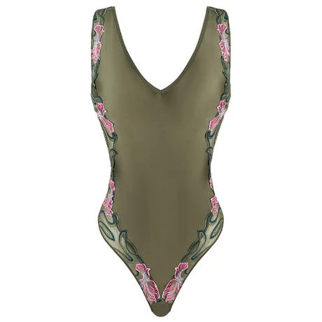 Body Louisa Bracq Horta 4 Body Louisa Bracq Horta – Image 2