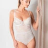 Body En Dentelle Et Soie Ritratti Milano Scarlett -Sous Vêtement Soldes body ritratti milano scarlett blanc casse
