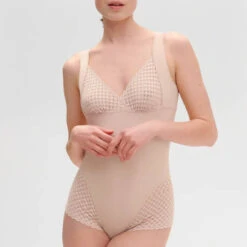 Simone Perele Body Galbant Simone Pérèle Subtile -Sous Vêtement Soldes body simone perele subtile chair 3
