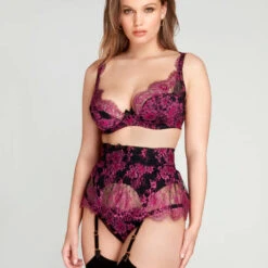 Porte-jarretelles En Dentelle Agent Provocateur Carline -Sous Vêtement Soldes porte jarretelles agent provocateur carline rose noir 5