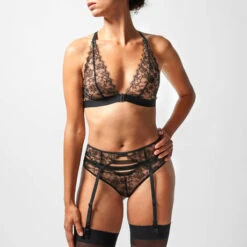 Porte-jarretelles En Dentelle Chantal Thomass Unveil -Sous Vêtement Soldes porte jarretelles chantal thomass unveil noir 3