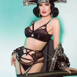 Porte-jarretelles En Dentelle Dita Von Teese Madame X -Sous Vêtement Soldes porte jarretelles dita von teese madame x noir 7