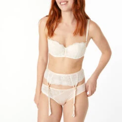 Porte-jarretelles En Dentelle Maison Lejaby La Manufacture -Sous Vêtement Soldes porte jarretelles maison lejaby la manufacture blanc rose 4