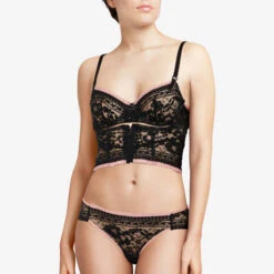 Serre-taille En Dentelle Chantal Thomass Poetry 11 Serre-taille En Dentelle Chantal Thomass Poetry -Sous Vêtement Soldes serre taille chantal thomass poetry noir 4